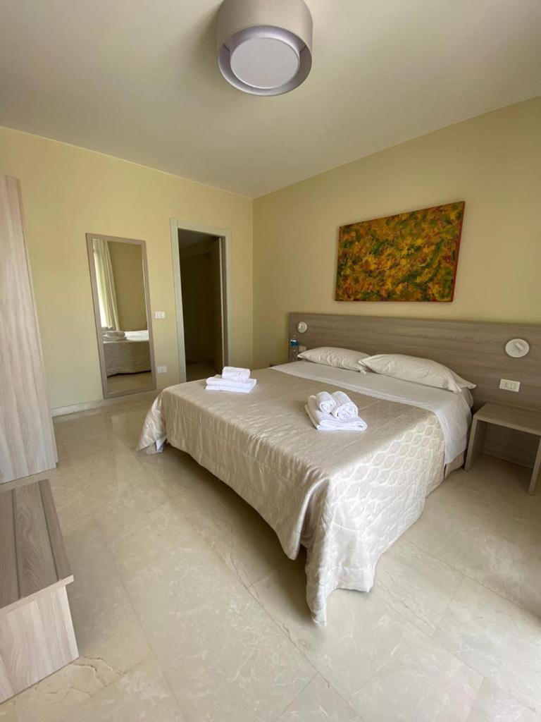 Historico Loft & Rooms Palazzo Adragna XIX Trapani Exterior photo