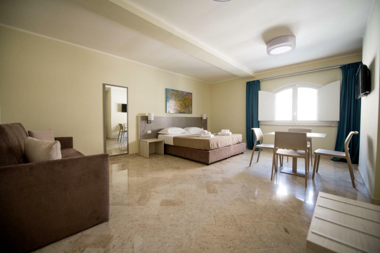 Historico Loft & Rooms Palazzo Adragna XIX Trapani Exterior photo