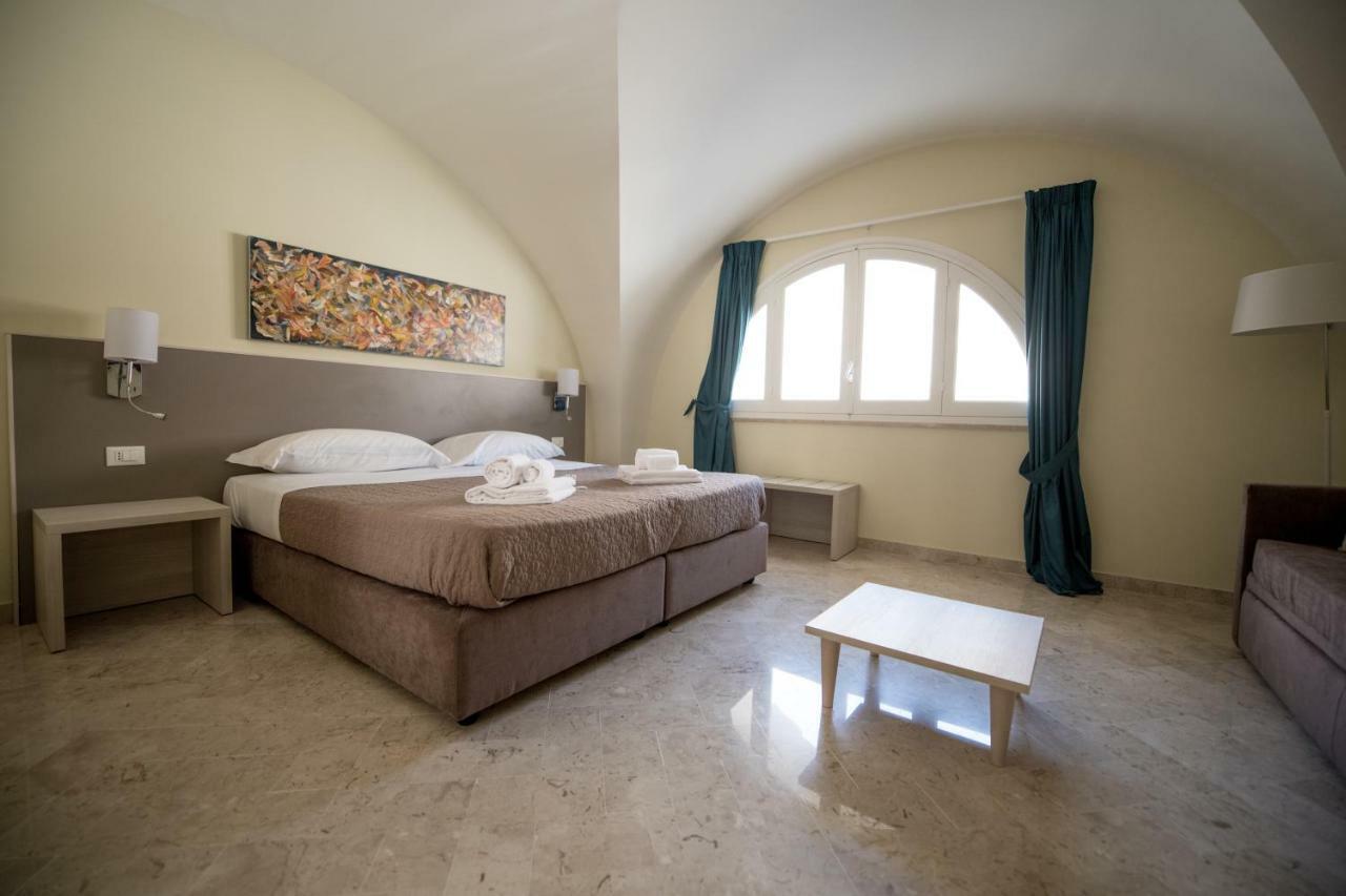 Historico Loft & Rooms Palazzo Adragna XIX Trapani Exterior photo