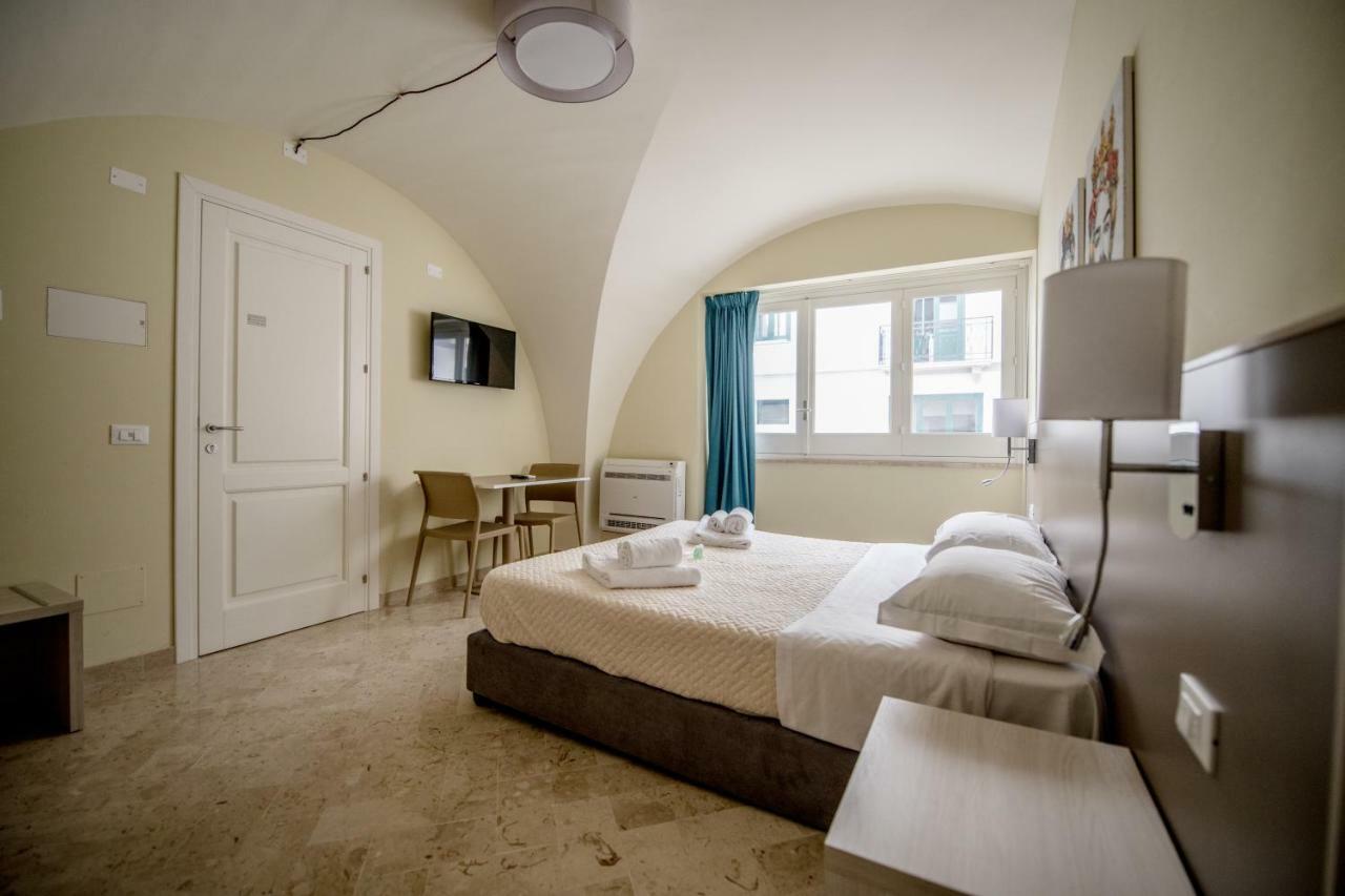 Historico Loft & Rooms Palazzo Adragna XIX Trapani Exterior photo