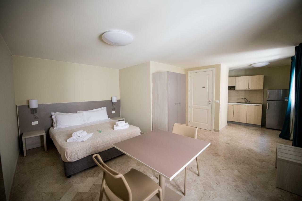 Historico Loft & Rooms Palazzo Adragna XIX Trapani Exterior photo